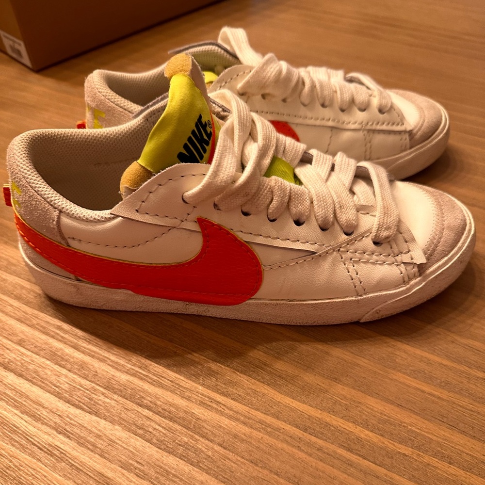 Women’s Nike Sneakers